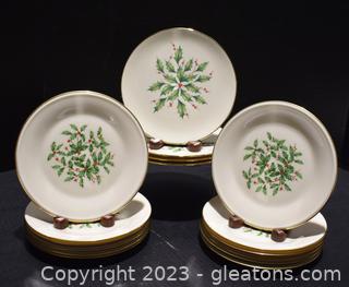 Set of Lenox Holiday Dessert Plates Holly Berries-Dimension & Special Collectors